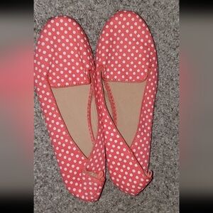 Old Navy Coral Polka Dot Slip-On Ballet Flats